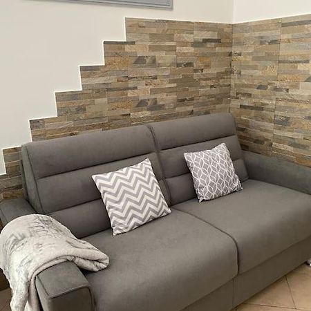 Villa Serenice - F2 Au Calme, Climatise, Wifi Et Parking Gratuit Luaran gambar
