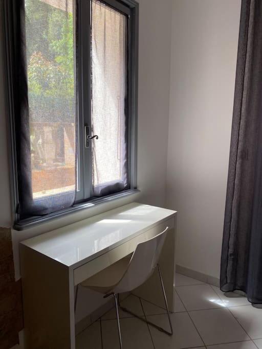 Villa Serenice - F2 Au Calme, Climatise, Wifi Et Parking Gratuit Luaran gambar