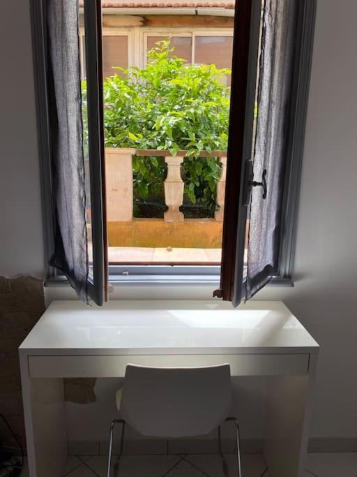 Villa Serenice - F2 Au Calme, Climatise, Wifi Et Parking Gratuit Luaran gambar