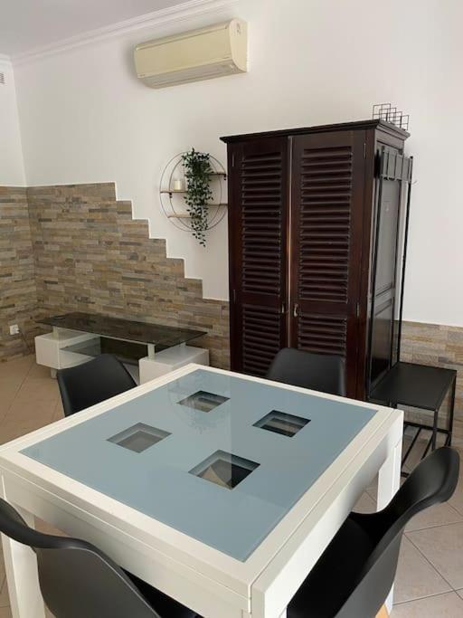 Villa Serenice - F2 Au Calme, Climatise, Wifi Et Parking Gratuit Luaran gambar