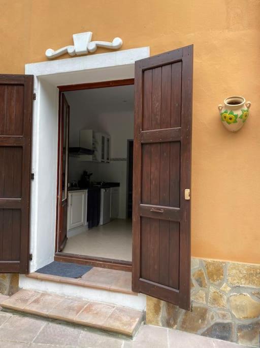 Villa Serenice - F2 Au Calme, Climatise, Wifi Et Parking Gratuit Luaran gambar